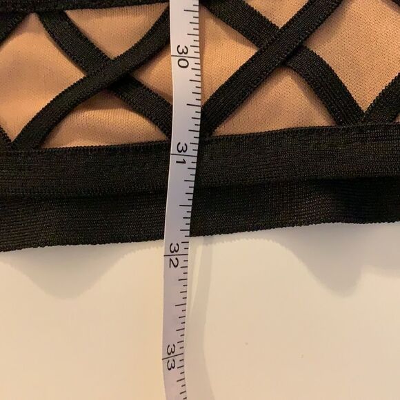 FASHION Nova caged dress very sexy open V-neck with straps across the chest XS - Picture 13 of 13